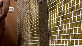 hey dude, you spying on dotado taking a shower at gym or what?