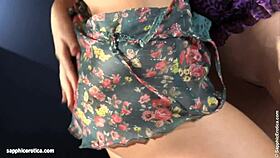 Lick each other passionately!