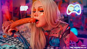 hey, i can be your little cosplayer fingering myself on webcam