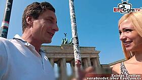 Deutsche blondine bei echtem blinddate casting ABGESCHLEPPT und OHNE GUMMI GEFICKT!