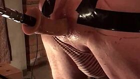 one more hot gay fucking session with the machine last night 😏