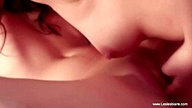 Sensual Lesbian Lovers Kissing And Connecting 😘