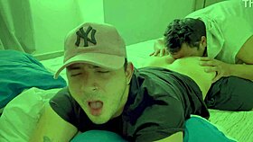 El Novio De Mi Hermana Me Despierta Para Comerme El Culo A Pelo