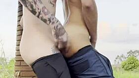 i'm watchin these lil guys fuckin in the public square right in front of everyone passin by