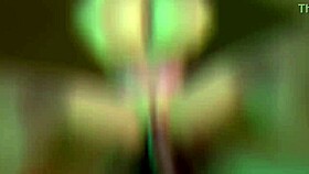 अरे टीफा, क्लाउड के सामने बारेट को ऑल नाइट बांग करना चाहती हो?