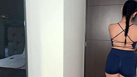 Anal Sex with Gorgeous Brunette MILF Met at Workout