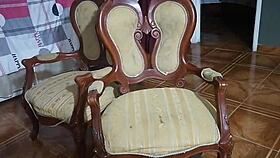 me encuentro a mi hermanastra echandose aire en la concha y se la colo bien rico