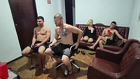 era s� pra jogar um v�deo game no final geral fodeu na resenha