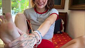 freaky little 18+ step sister, wanna mess around with me?