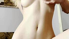 Cute petite girl fingers herself to orgasm 😍 - maiskii