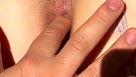 Mi novio juega con mi vagina y ano al mismo tiempo