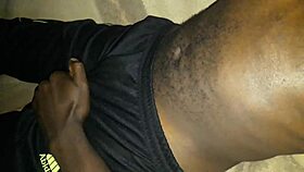 I released my cum after my gay neighbor sent his ass picture!