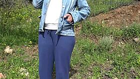 american tourist in saudi arabia shocked as sextoy dealer offers used dildo for gaping