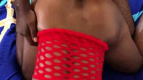 Hot Black Babe Gets Fucked Doggystyle in Quick Neighbor Encounter