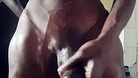 Can any lady handle this huge BBC in an open challenge?