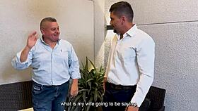 Curvy MILF housewife bangs her cuckold hubby's best friend rough 😈💥