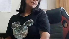 Is This Mature MILF Riding Her Hairy Toy?