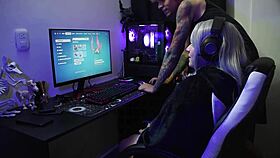 puta otaku gets fucked while playing fortnite