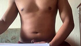 maluma catches me masturbating when the house is empty, in this solo amateur scene