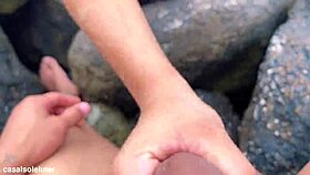 Fudendo Bem Gostoso, Latina Loira Gets Pounded Hard on Prainha Branca Beach.