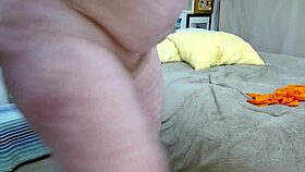 Dawnskye1962's big natural tits and hairy beaver get a facial in a thong