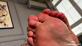 Do you like my oily soles teasing you?