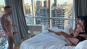 doble penetración a jovencita argentina por turistas españoles