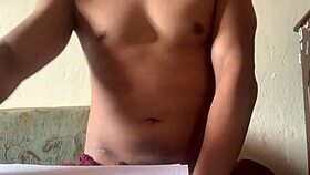 maluma catches me masturbating when the house is empty, in this solo amateur scene