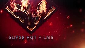 Poizon ivy gives don whoe sloppy blowjob in backyard