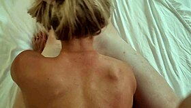 ब्लोंड बेब की चूत गांड डबल स्टफ्ड चुदाई