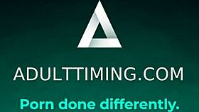 Jennifer White convinces her step mom Gal Ritchie with tongue licking