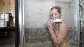 local mature woman fucked bent over again!