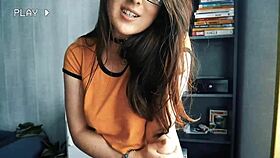 Wanna jerk off with my girlfriend’s lustful VHS dreams?