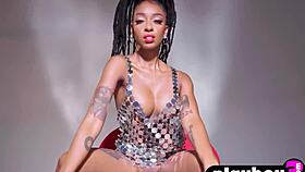 Does Glamorous Big Ass Black Teen Sabrea Phenix Pose Naked With Striking Tits?