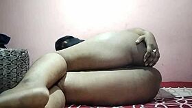 She says, watch me, this hot fitness girl, masturbate my beautiful pussy