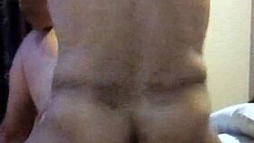 doble penetración a mi esposa escuchen que rico gime