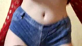 Mistress Elza Kom is super hot, her curvy body in lingerie drives me wild!