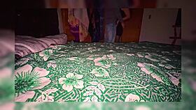 Sexo casero with divorced señora! MILF Mexicana slammed after drinks with young guy!