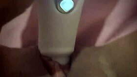 Que rico! My wet pussy sounds amazing when I masturbate 😍