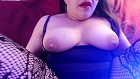 Amateur Wife Shows Huge Pussy Lips in Lingerie