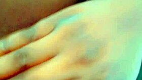 Homemade fingering that creamy little pussy 😍 so chubby