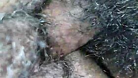 Toda safadinha com minha bocetinha peluda em lingerie sexy 😏