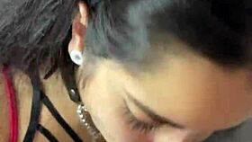 MINHA DIABINHA SUBMISSA DEBORA PRADO FUMANDO E MASTURBANDO MEU PAU GOSTOSO ANTES DE FAZER UM BOQUETE GULOSO