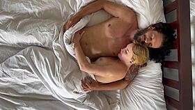 Girlfriend Fingers Pussy Hardcore