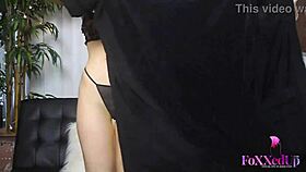 Hey Sabina Rouge, how does finger banging feel with those big lips?