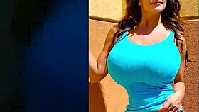 huge boobs on sexy bbw girls tempting you