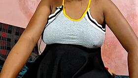 Amateur Roleplay: Horny Indian Babe Bangs Neighbor