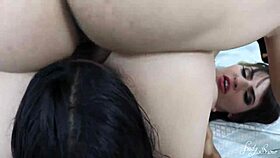 meia-irmã gives tight ass to my husband in 3some for rent