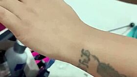 i masturbate while my wife gets her nails done in close up