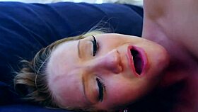 hey, don’t blondes just have the best lesbian fun?